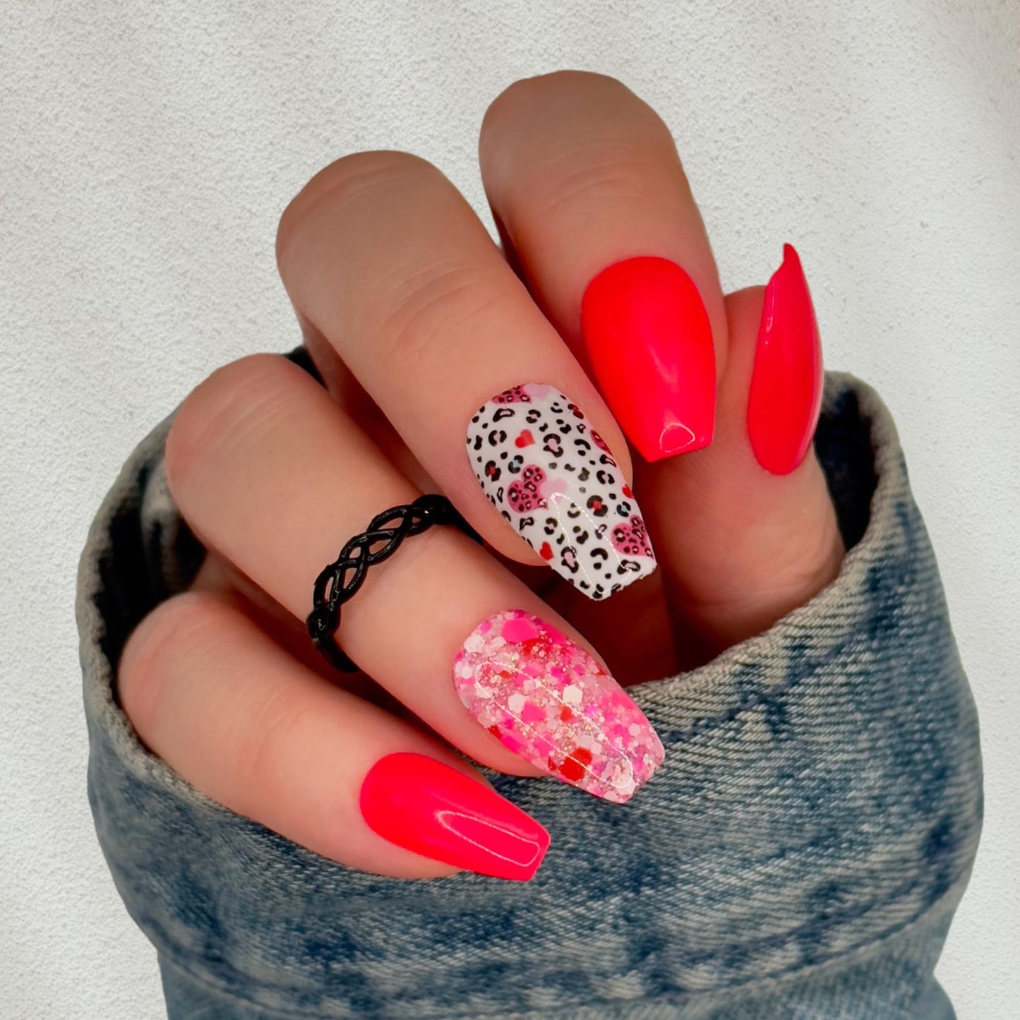 LIMITED! Cupids Carnival & Pink Pulse Mini Duo Acrylic Dip Powder- Luxie Nail