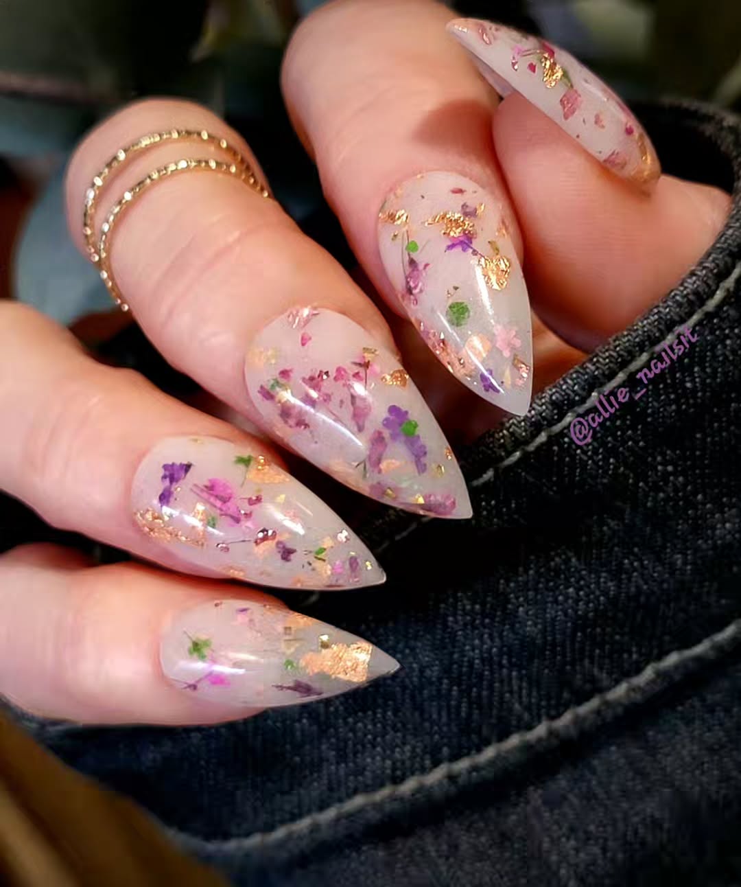 Lola Acrylic Dip Powder- Luxie Nail