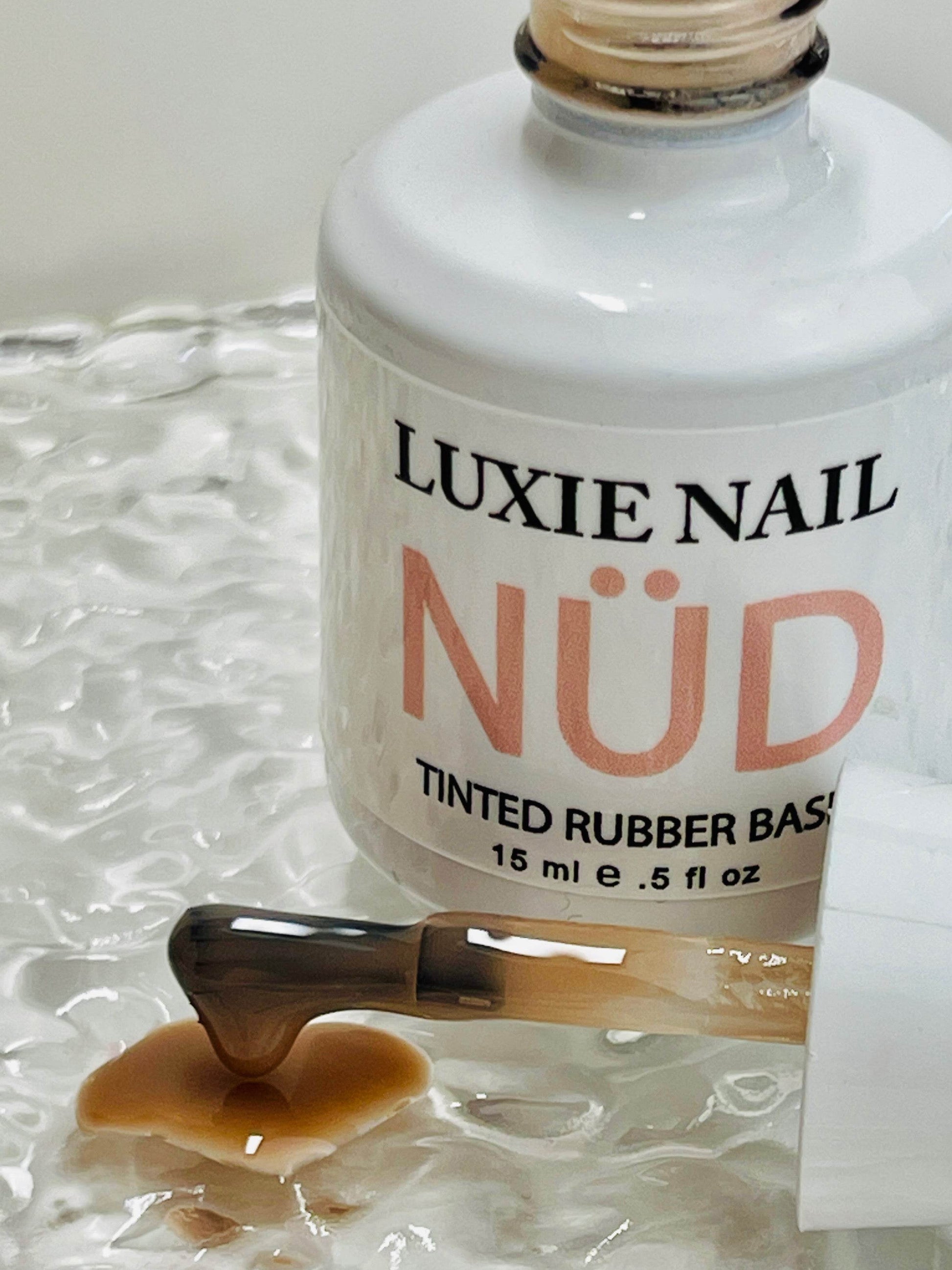 NÜD 065 Almond- HEMA FREE Rubber Base 15ml - Luxie Nail