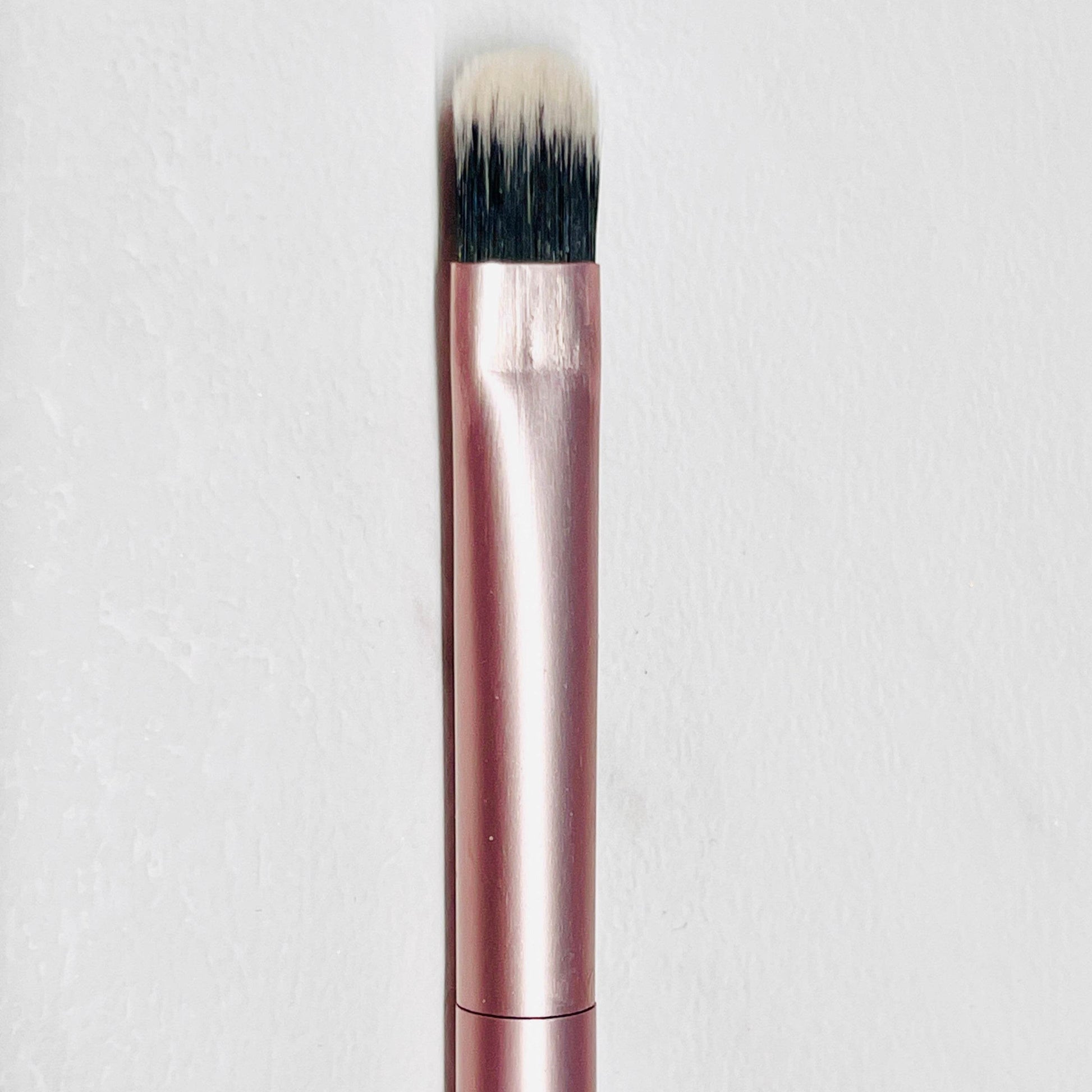 Double End Rose Gold Pigment Applicator Brush - Luxie Nail