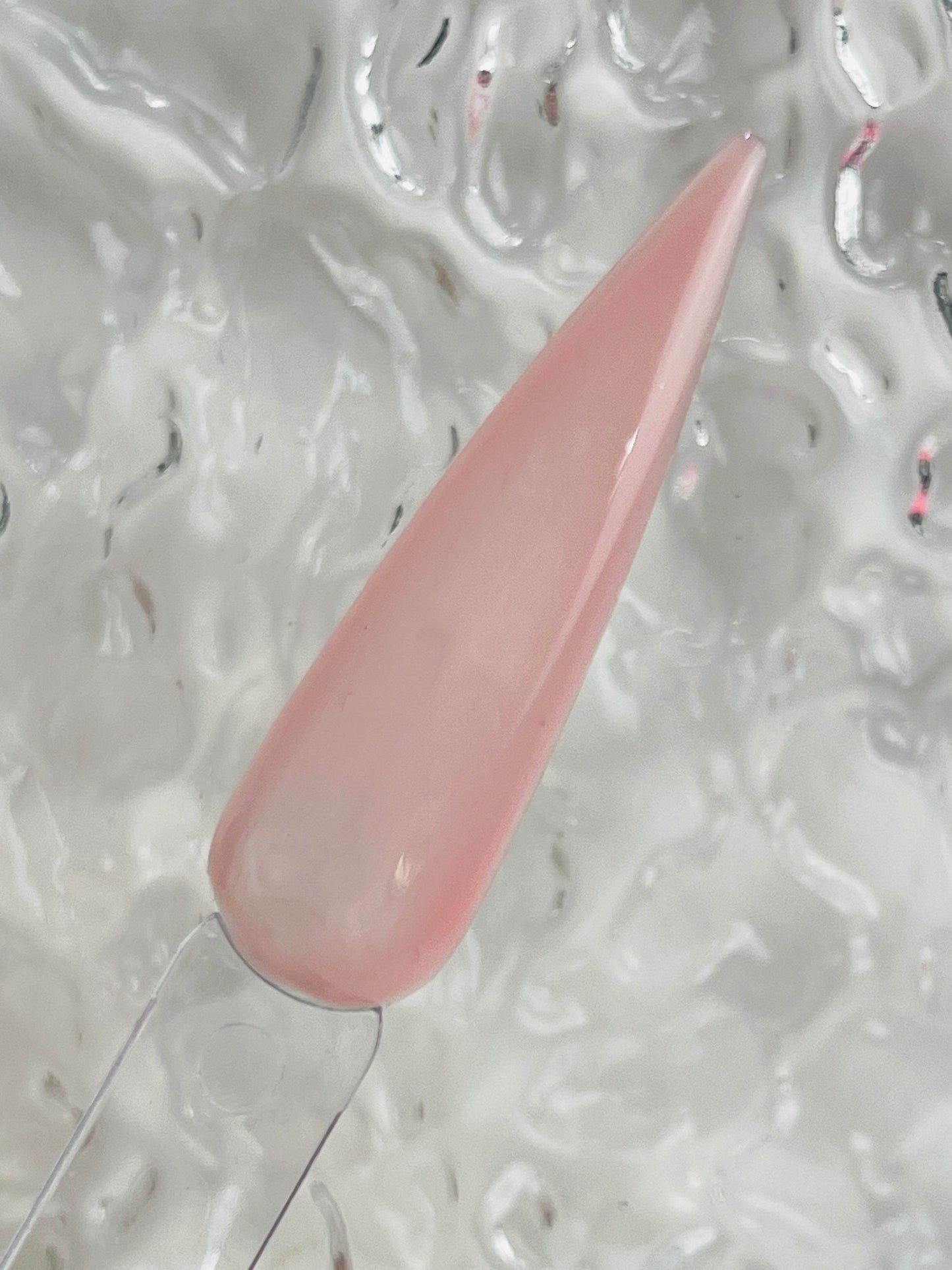 NÜD 018 Tea Rose- HEMA FREE Rubber Base 15ml - Luxie Nail