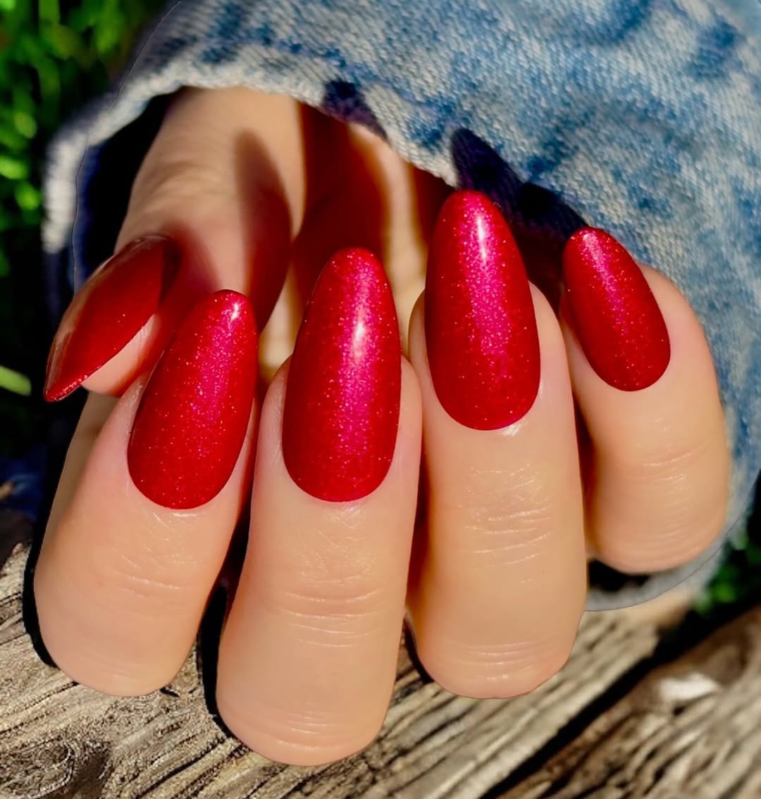 Crimson Kiss UV Gel No. 105 15ml UV Gel- Luxie Nail