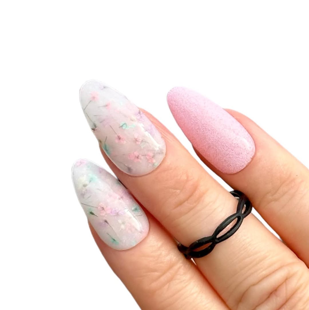 Thea Acrylic Dip Powder- Luxie Nail