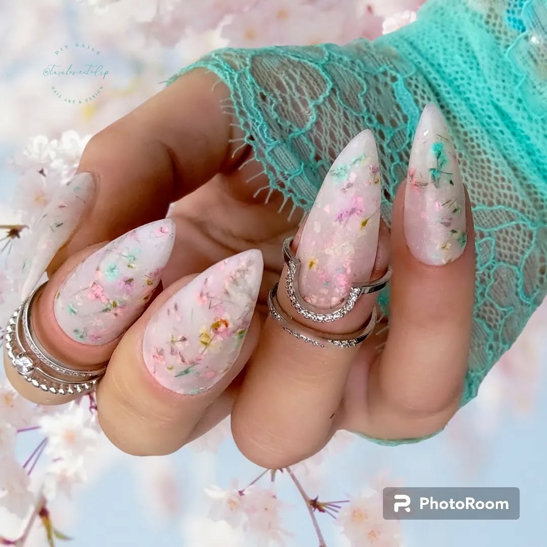 Thea Acrylic Dip Powder- Luxie Nail
