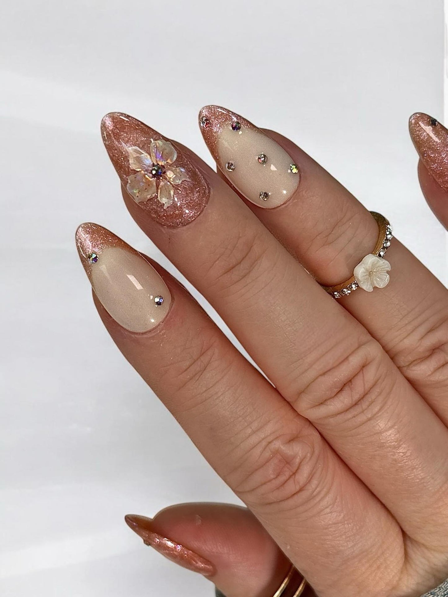 Glow For It Aurora Luxe Gel Polish No. F024 15ml - Luxie Nail